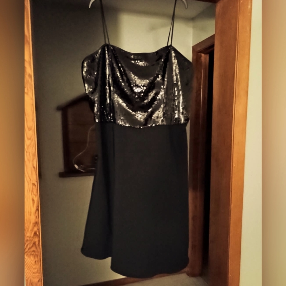 Elegant Black Sequin Dress